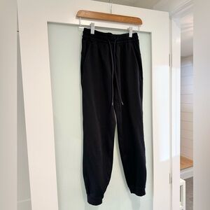 Lululemon Jogger Sweatpants 🖤
